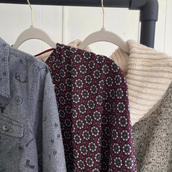 Women's Not So Mystery Box Size Large #26 - Picture 3 of 16